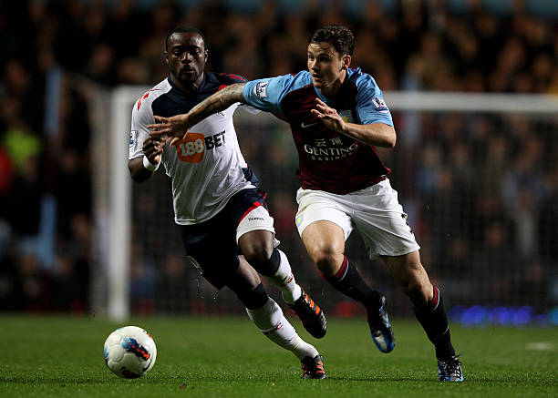 彰显了他在 彰显了他在